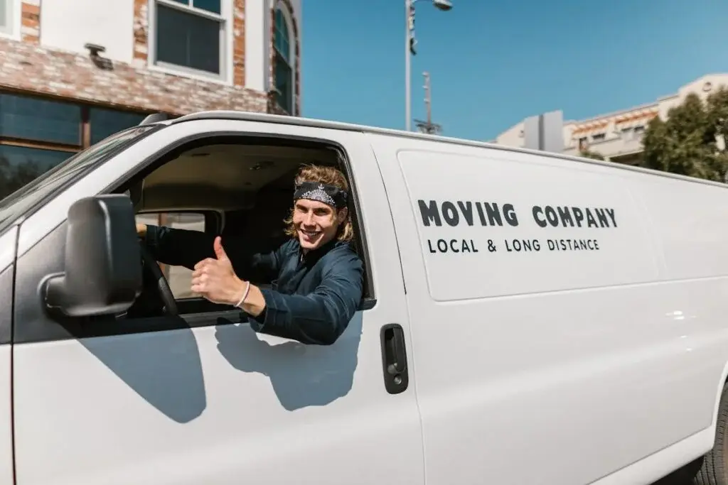 Smart Tips for Selling Commercial Vehicles Quickly and Safely in the UK